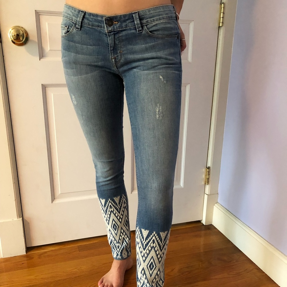 Jeans w/ White Embroidering